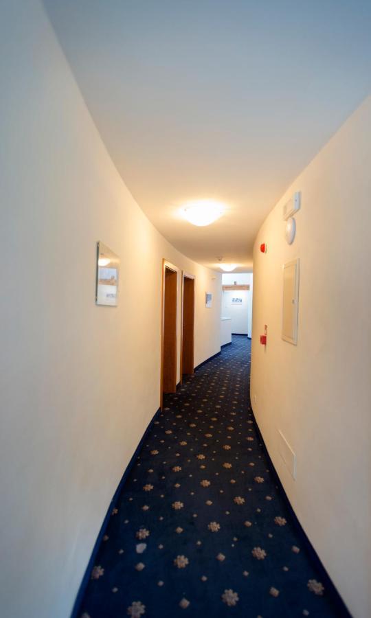 Hotel Marlingerhof Екстер'єр фото